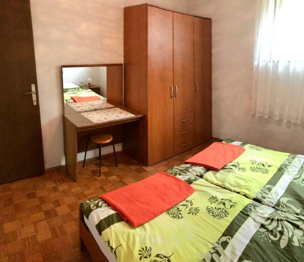 Apartments Markelj Lovrečica Eksteriør bilde