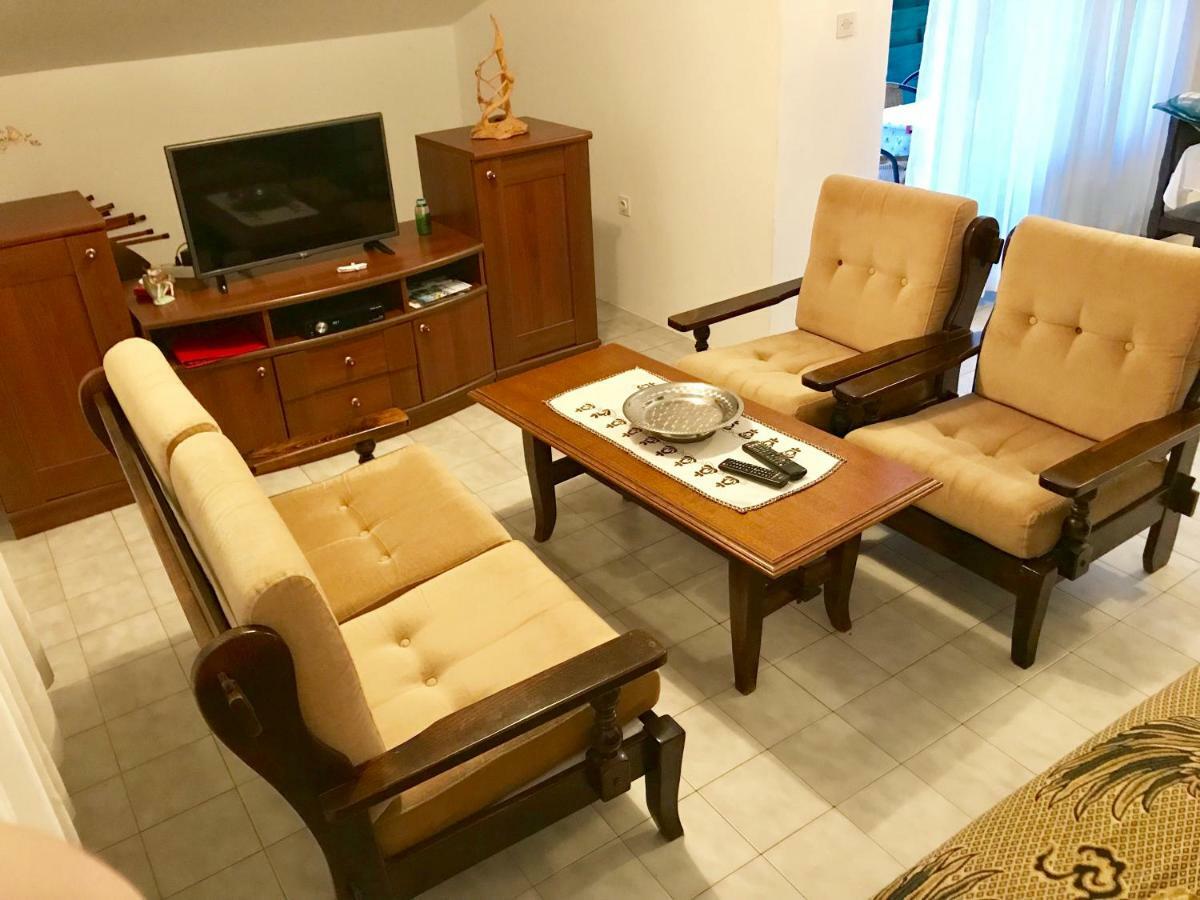 Apartments Markelj Lovrečica Eksteriør bilde