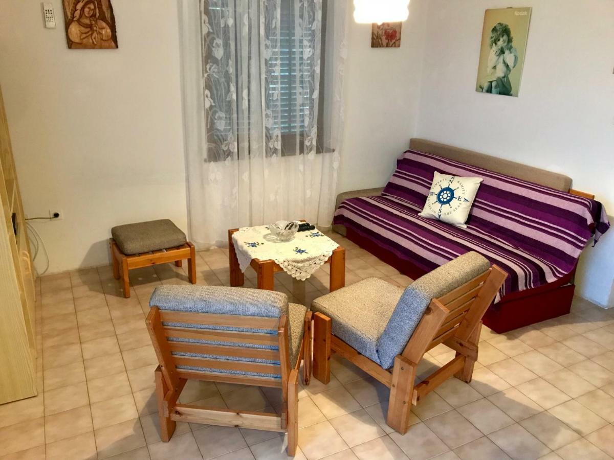 Apartments Markelj Lovrečica Eksteriør bilde